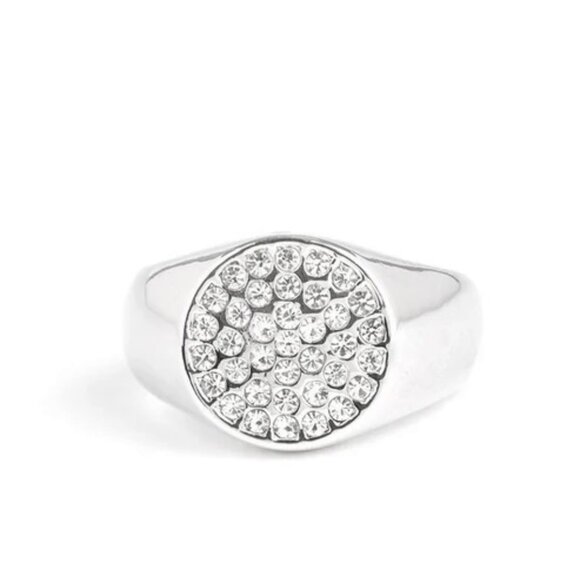 Paparazzi Jewelry Accessories - Conquest Men's - White Ring - Vintage - Picture 4 of 4